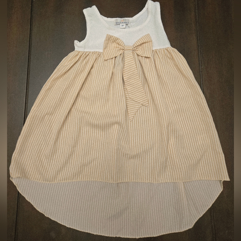 Elegant Tan and White Kids Dress with Bow